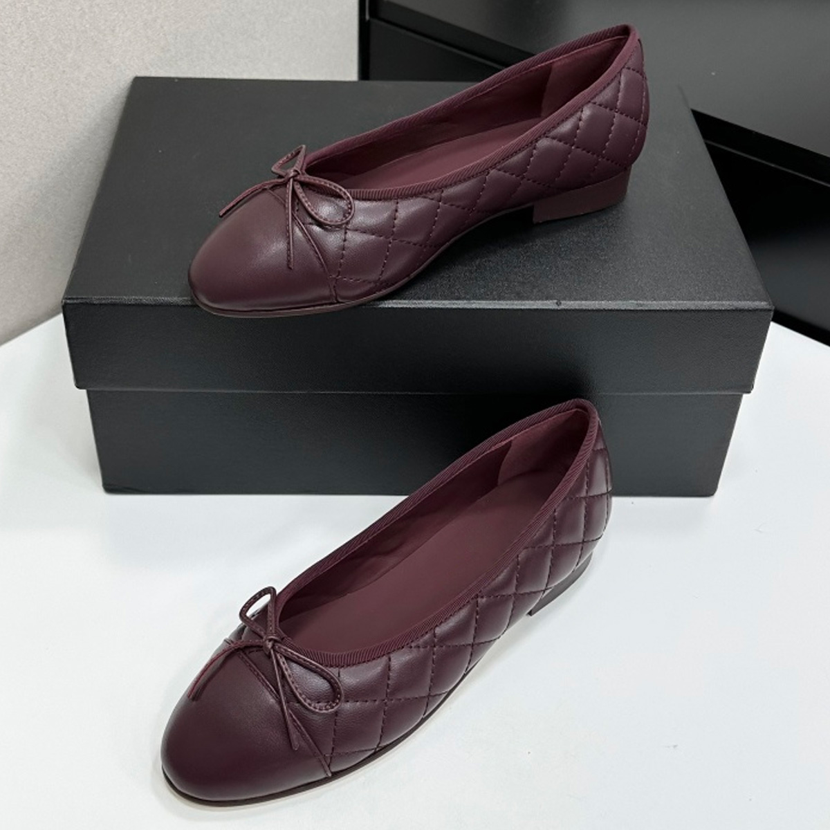 2026 Women's Two-Tone Cap-Toe  - Home Office Size ulasan dan harga