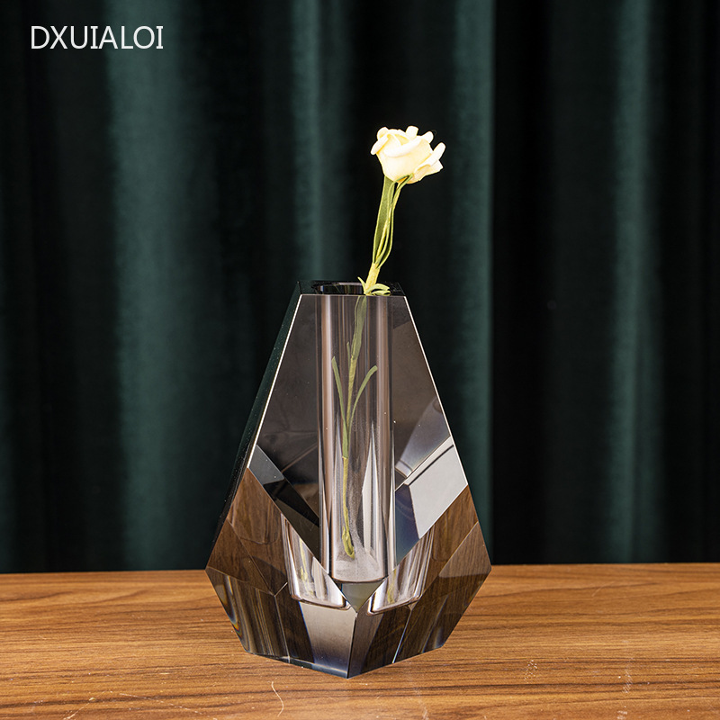 Modern minimalist crystal vase - Home Office Interior Design ulasan dan harga