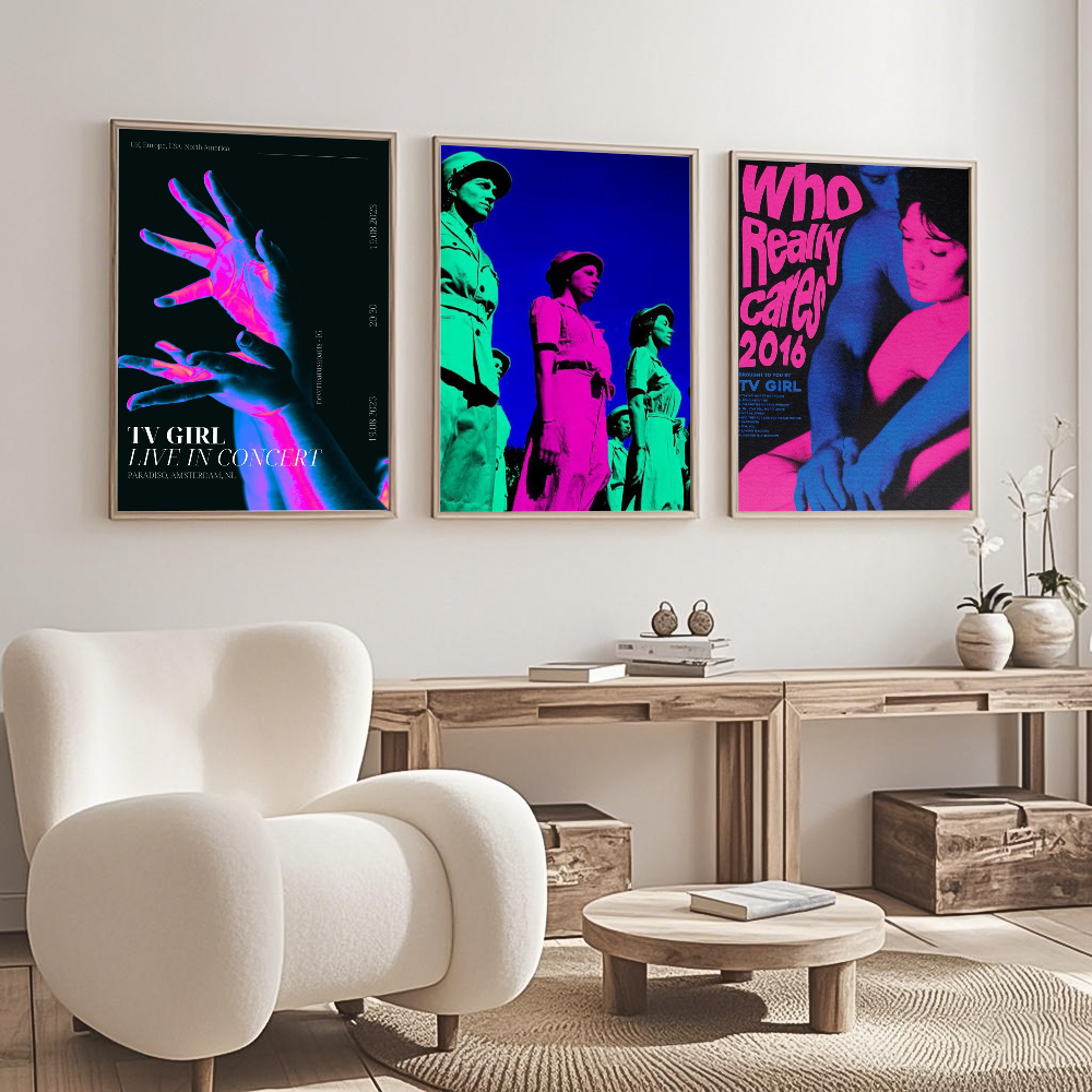 Pink Blue TV Girl Art Poster H - Home Office And Tv Room Ideas ulasan dan harga